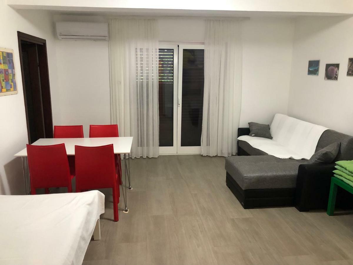 Apartmani Marko Baška Buitenkant foto